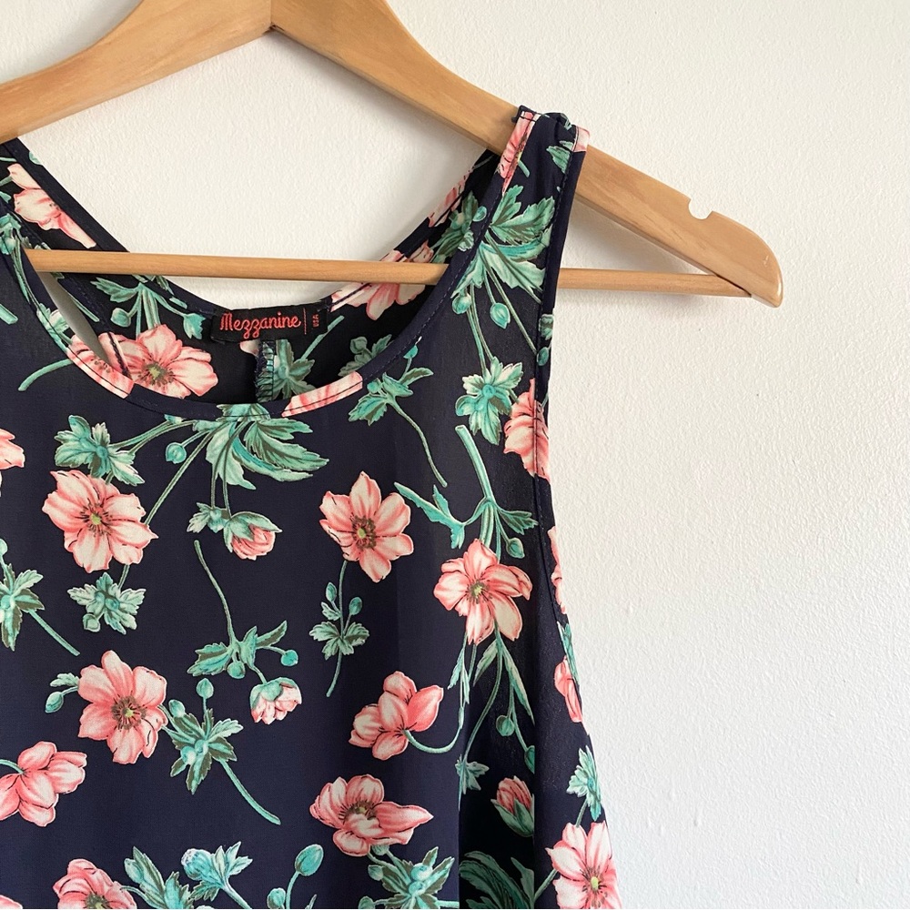 ModCloth Navy Floral Tank Top - Picture 2 of 5